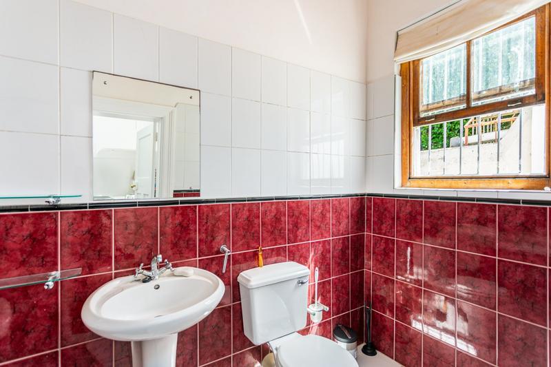 To Let 1 Bedroom Property for Rent in Observatory Western Cape